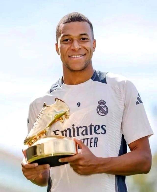 全英羽球超级1000赛｜ 再次不敌拉沙森 约纳丹卫冕失利